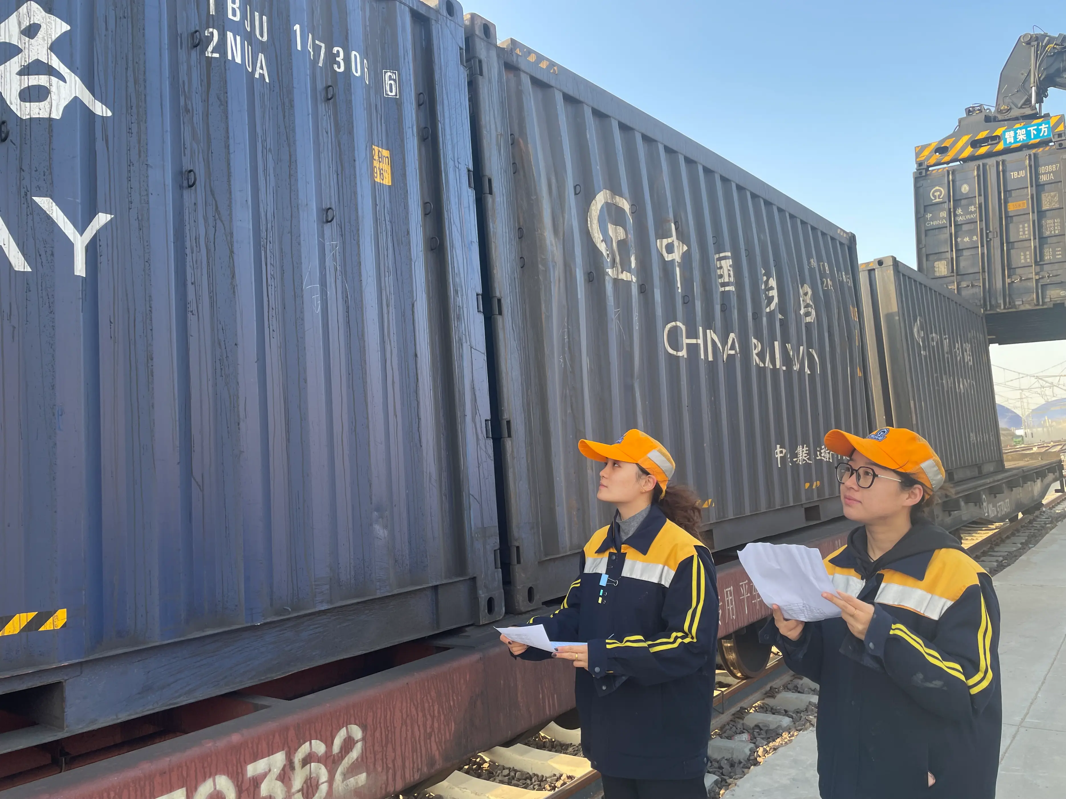 铁路货运蹄疾步稳，谱写物流现代化新篇