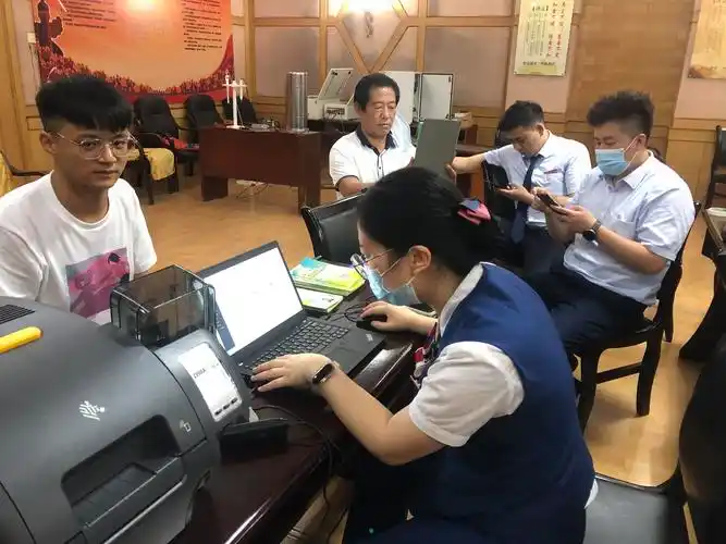 国家发改委:将推出一批促进生活性服务业发展的硬招、实招