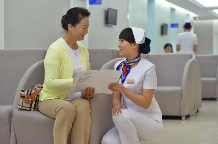 现代服务业美了生活旺了产业